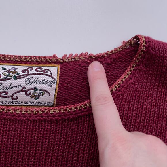 90s Crewel Embroidered Whimsigoth Sweater Academia Dark Romance Cottagecore M - Picture 12 of 12